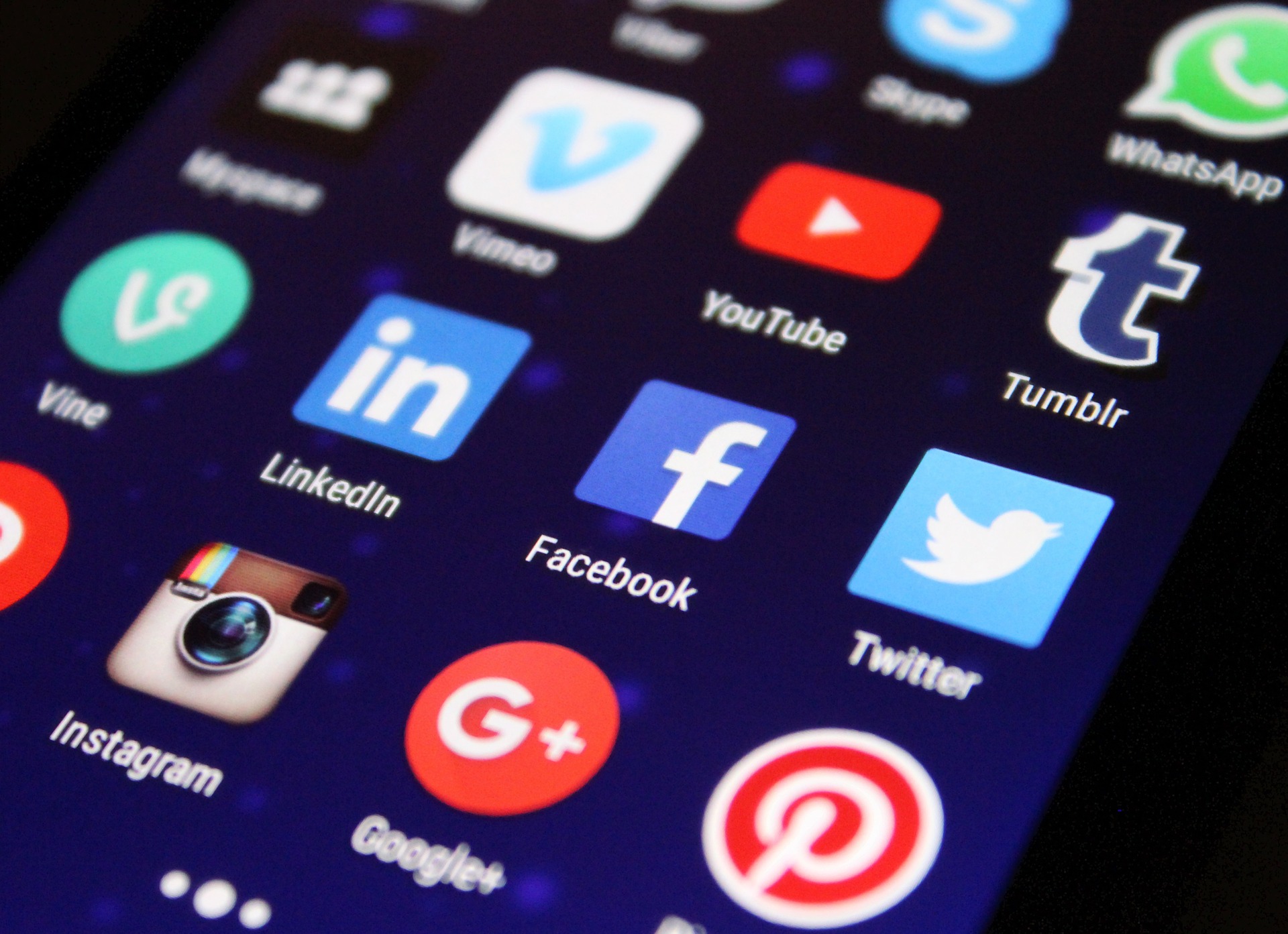 As redes sociais para construir autoridade para aumentar as vendas